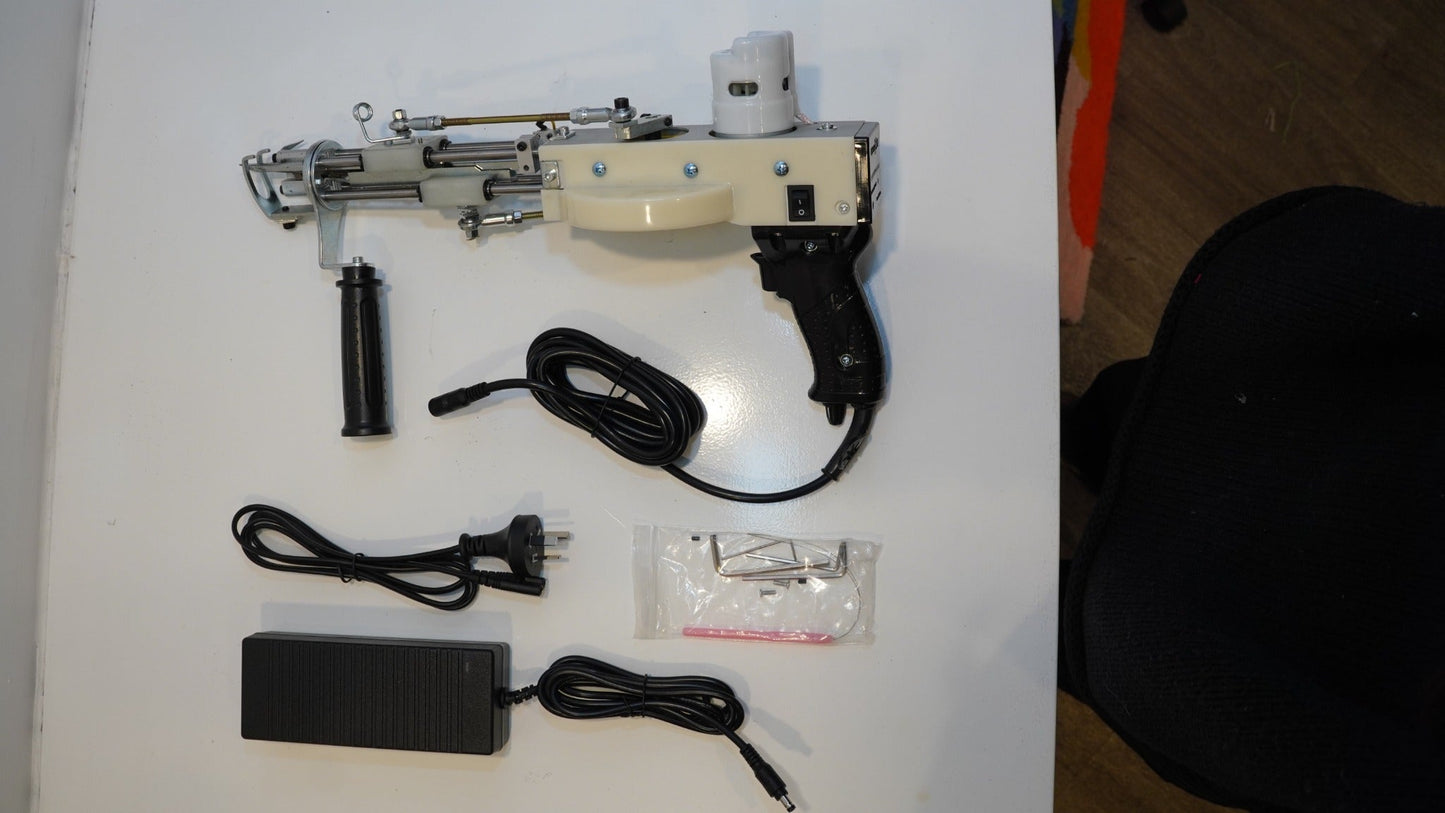 Long AK-V Pro tufting gun complete kit with power supply and accessories